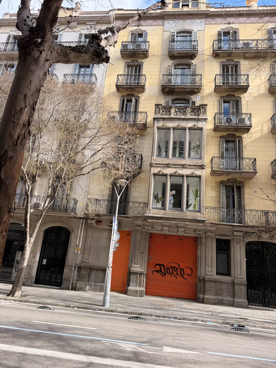 OnbrandinG tweet media