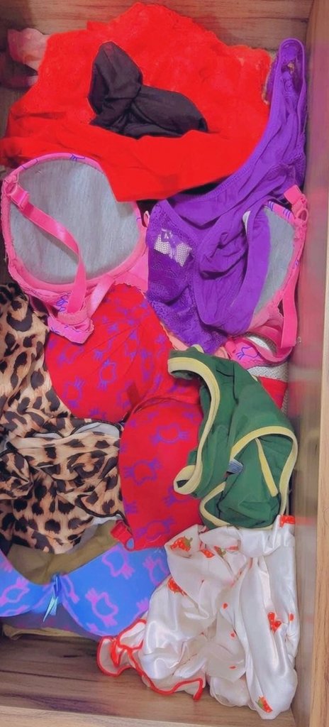 Mony👩🏻‍🎤 tweet media