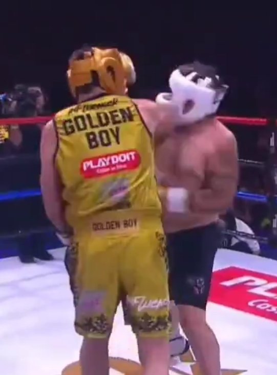 FactorM🧝🏼♂️ tweet media