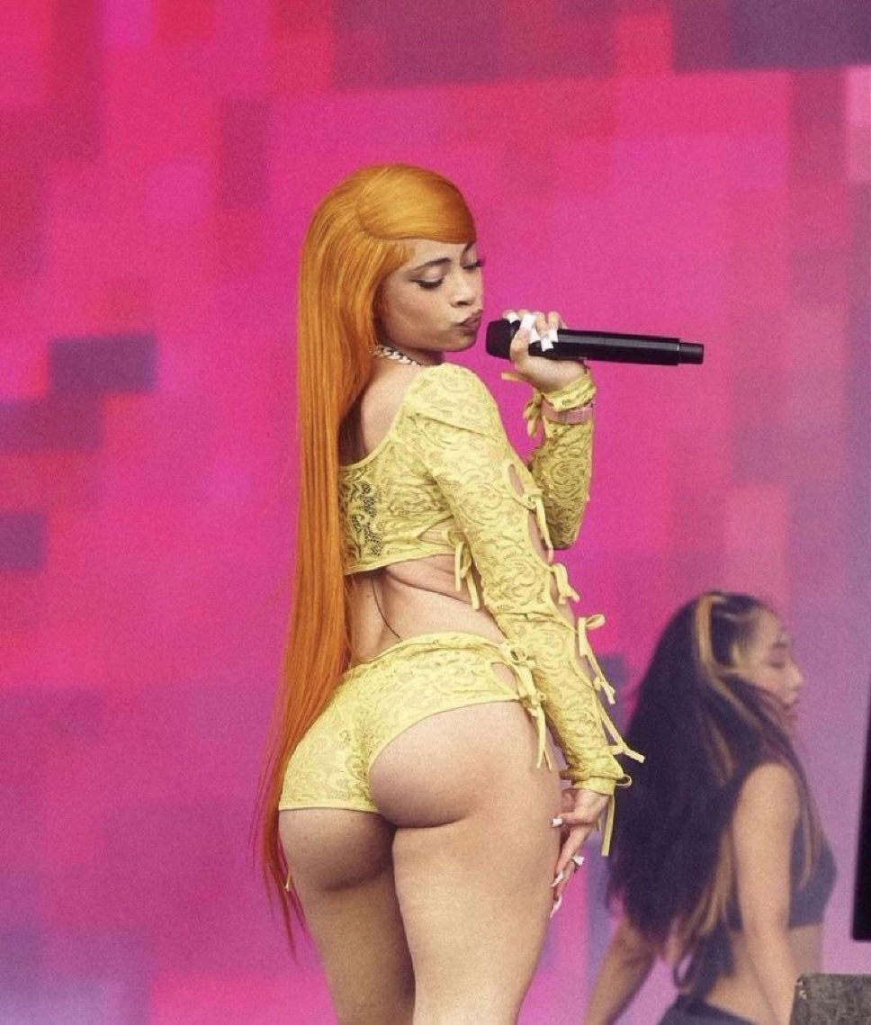 Melanins Castle 🤎 tweet media