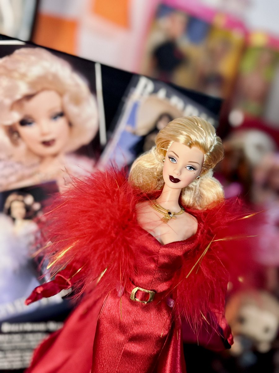 marioluna31's tweet image. Barbie está lista para la cena post - Oscar ✨

2001 Hollywood Cast Party™ Barbie® ✨🌟❣️ ¿La habías visto alguna vez? 🤍

#barbie #barbiecollector #hollywood #oscars #marioluna