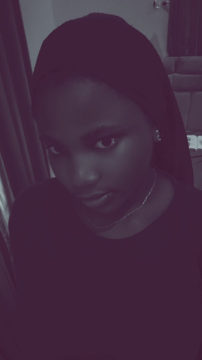 Munah..🐍🖤🦇 tweet media