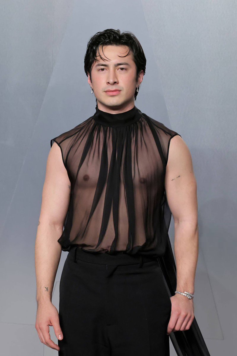 лопь жопь tweet media