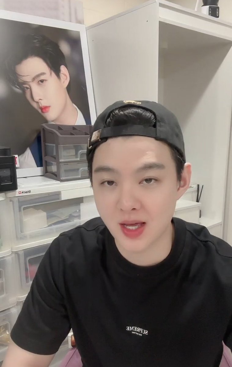 I missed the live 😪 
But we can rewatch it 🥰🙏🏻

youtu.be/QWOUbZhtHkM?si…

#Saint_sup #MingEr