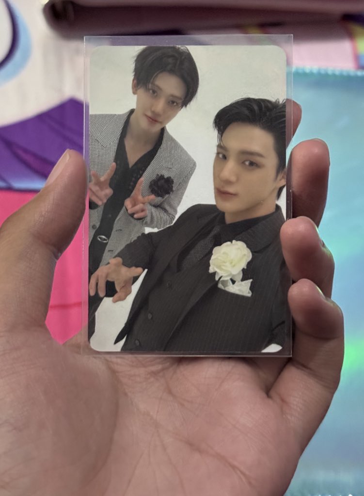 mysticalrayy tweet media