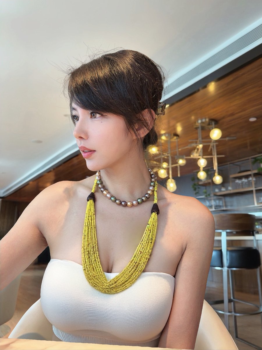 WEEX | Gigi tweet media