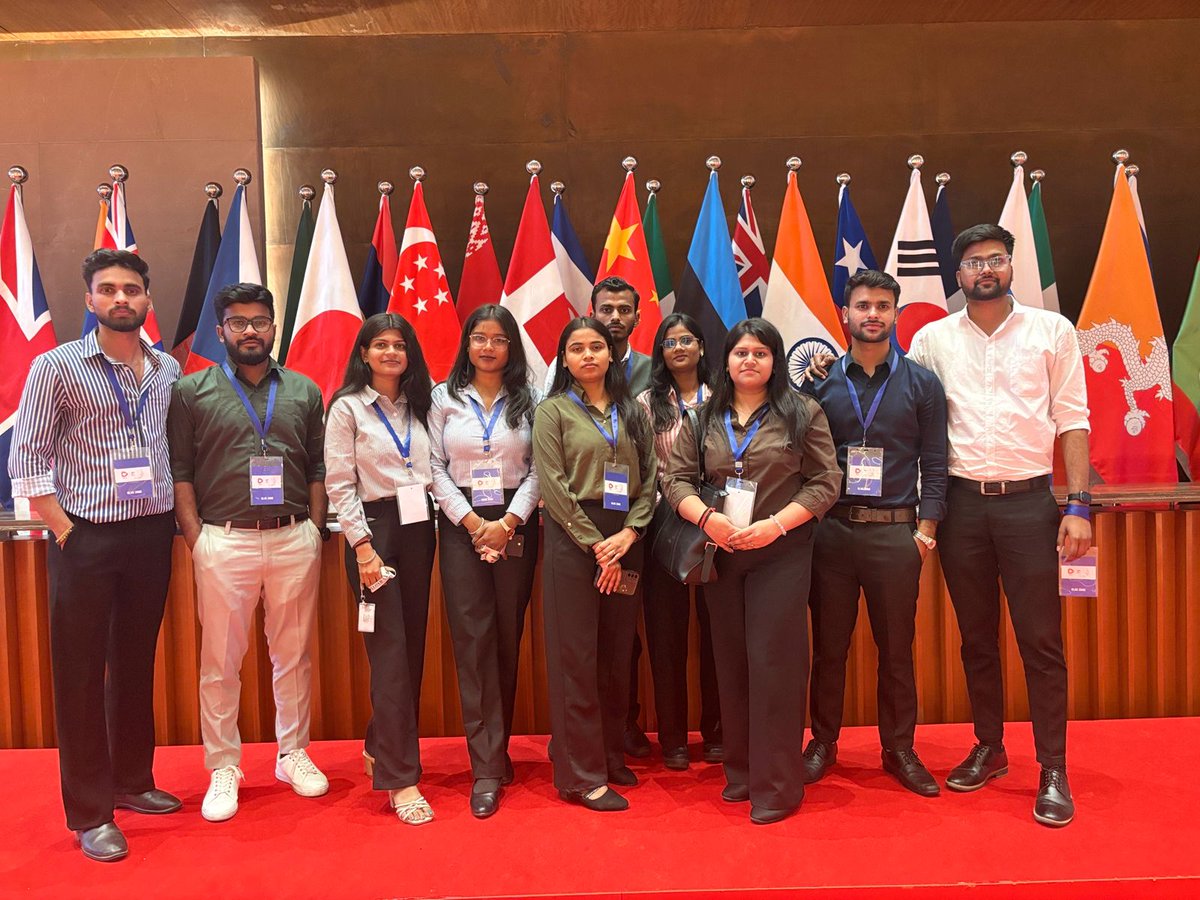 Limtindia's tweet photo. Our MBA students had the wonderful opportunity to attend the NXT Summit 2026.
The event brought together industry experts, innovators, and future leaders, giving our students valuable exposure.
#NXTSummit2026 #Lloyd #LIMT #MBAJourney #LearningBeyondClassroom #IndustryConnect https://t.co/dfIHJhqu96