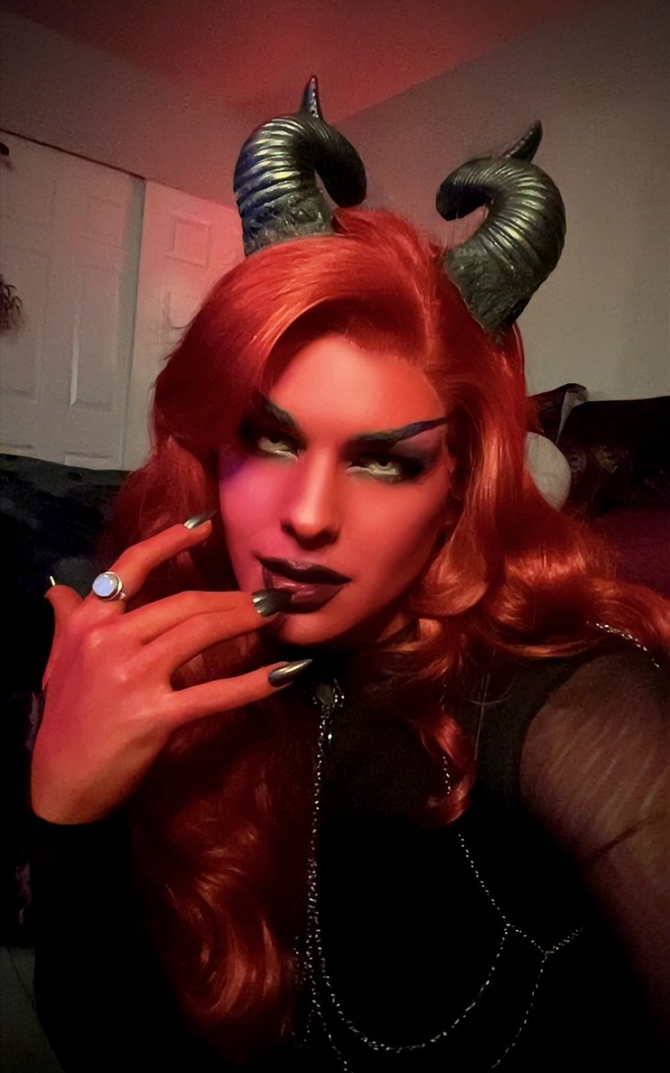 SpinningPlumbobs tweet media