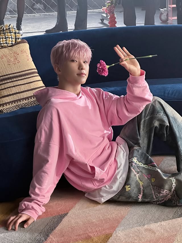 Soonyoung, K. tweet media