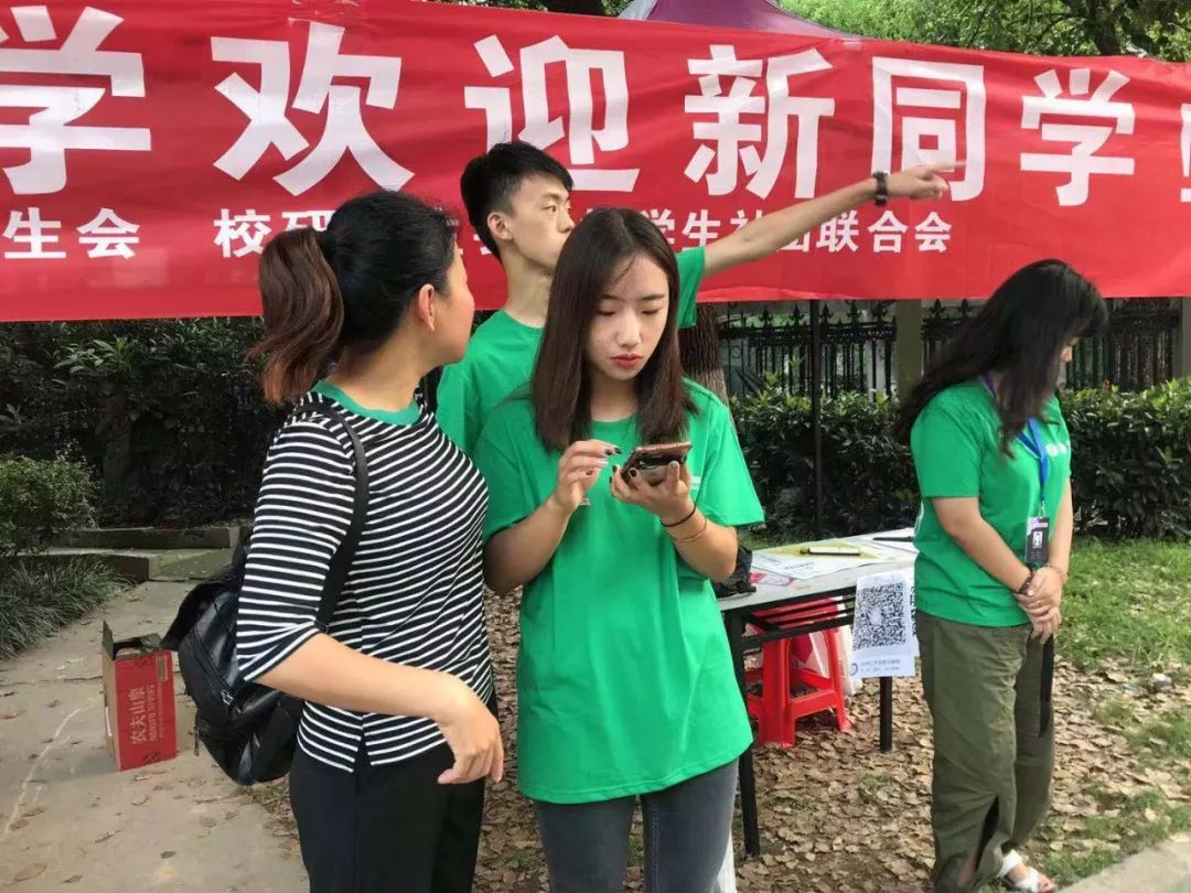 مصطفى tweet media