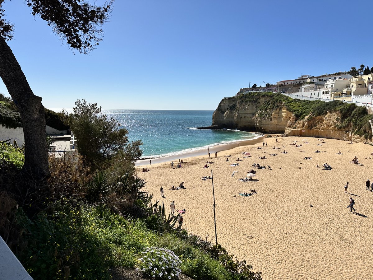 Peter Ratcliffe, forever Canadian 🇨🇦 tweet media