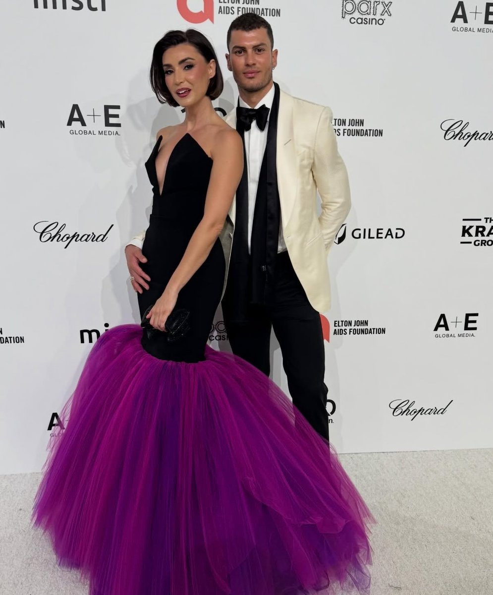 Bye Wig Hello Drama tweet media