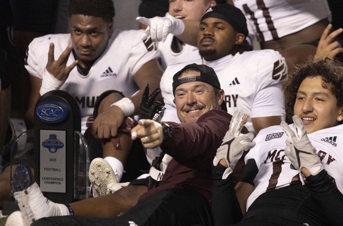 McMURRY FOOTBALL tweet media
