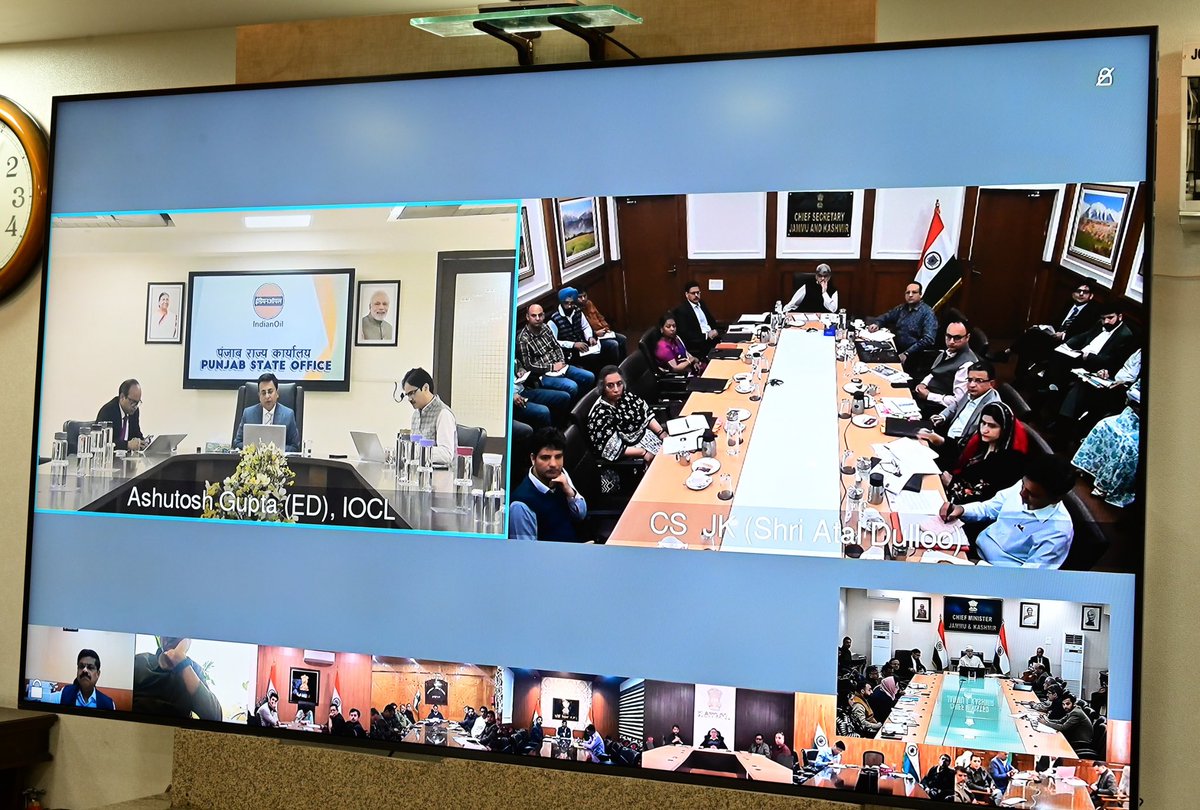 Chief Minister today chaired a meeting to review the availability and stock position of essential commodities in Jammu &amp; Kashmir and took stock of the arrangements for the upcoming festivals of Eid and Navratra.

The meeting reviewed supplies of LPG, petrol, diesel stock levels