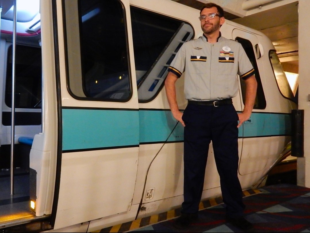 CanobieFan's tweet photo. ....and somehow, it's been 16 years! 🚝
#ItsMyFirstDay https://t.co/MoFNzDdNiP