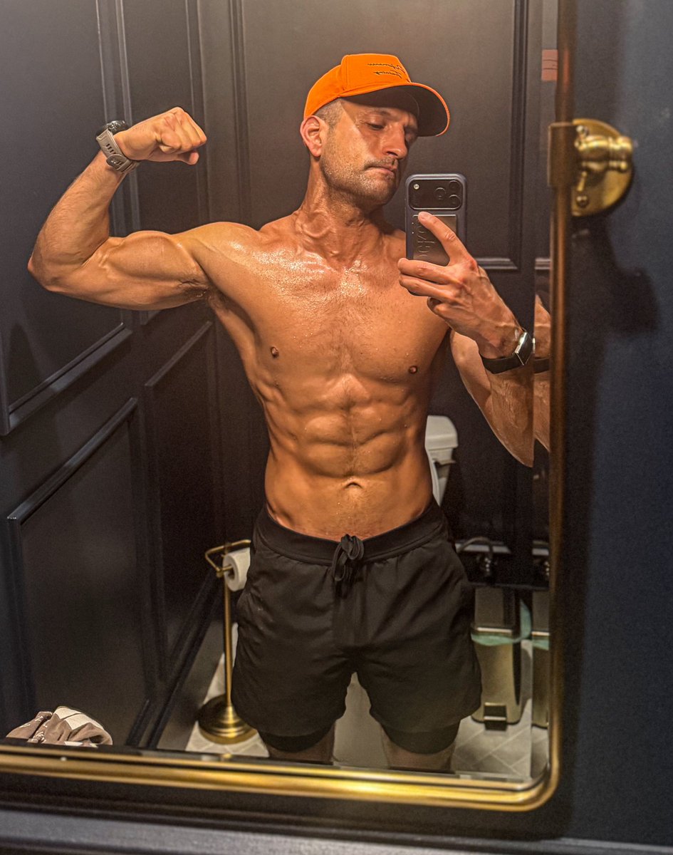 Sahil Bloom tweet media