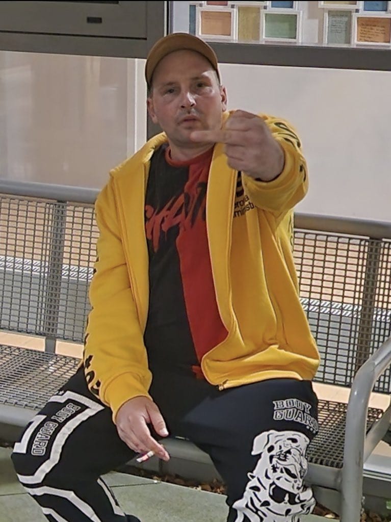 Bier schnorrtan hängt