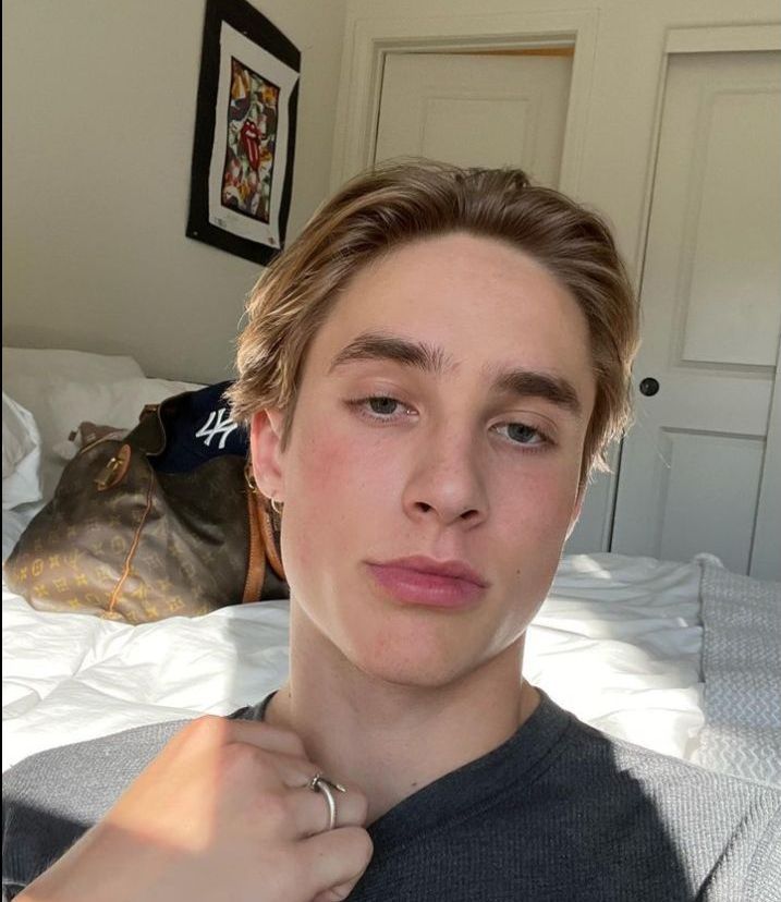 ༻𝐄𝐥𝐢𝐨 𝐋𝐲𝐤𝐚𝐢𝐨𝐬༺ tweet media