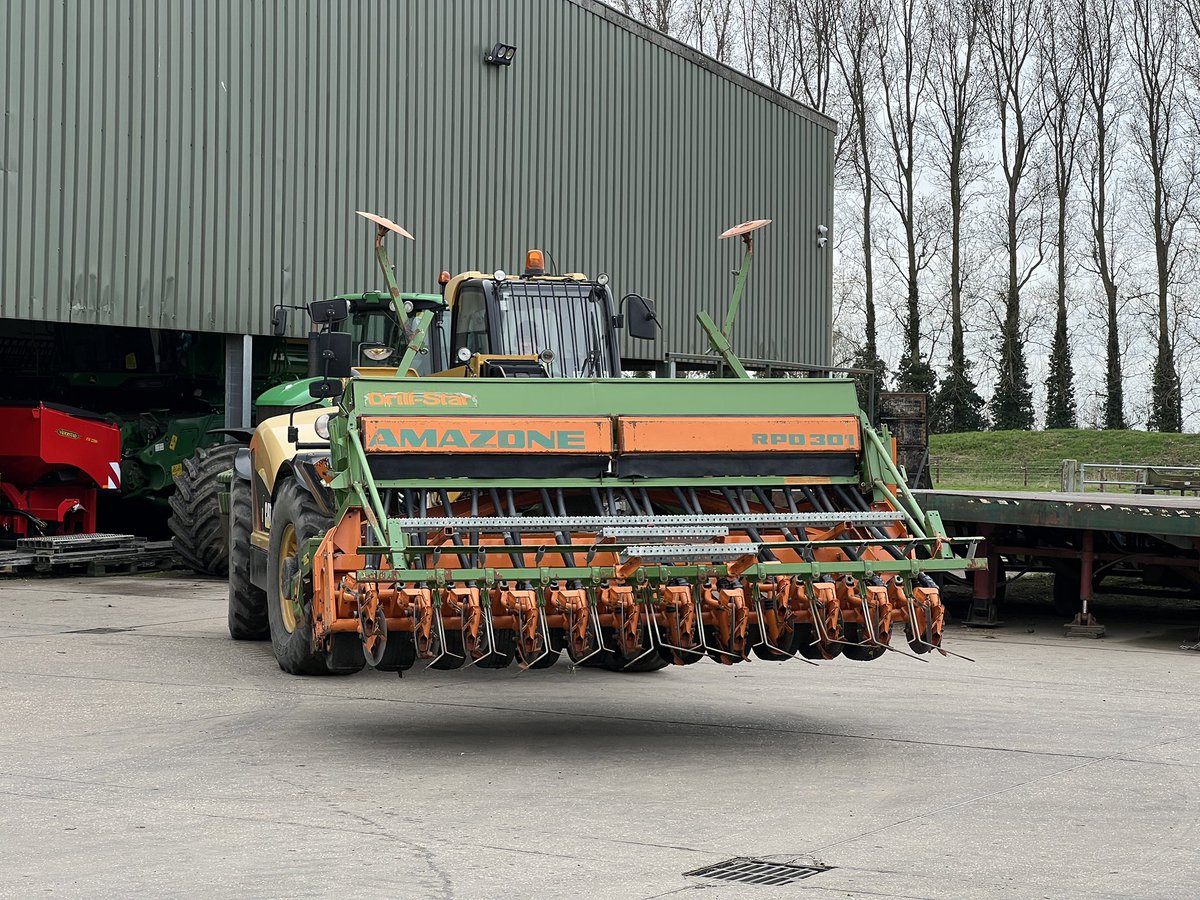 Doubleday Group tweet media