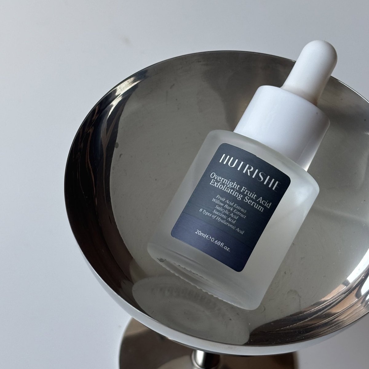 Lagi bengong tiba-tiba pengen kasih produk GRATIS! 🤣
Coba tebak 3 tekstur di bawah ini, 2 orang yang jawabannya bener bakal Minsy kasih FREE produk! 🤭🎁

Caranya gampang pool:
1. Follow @/nutrisheid
2. Like dan Retweet postingan ini
3. Reply jawaban kamu + mention 1 bestie