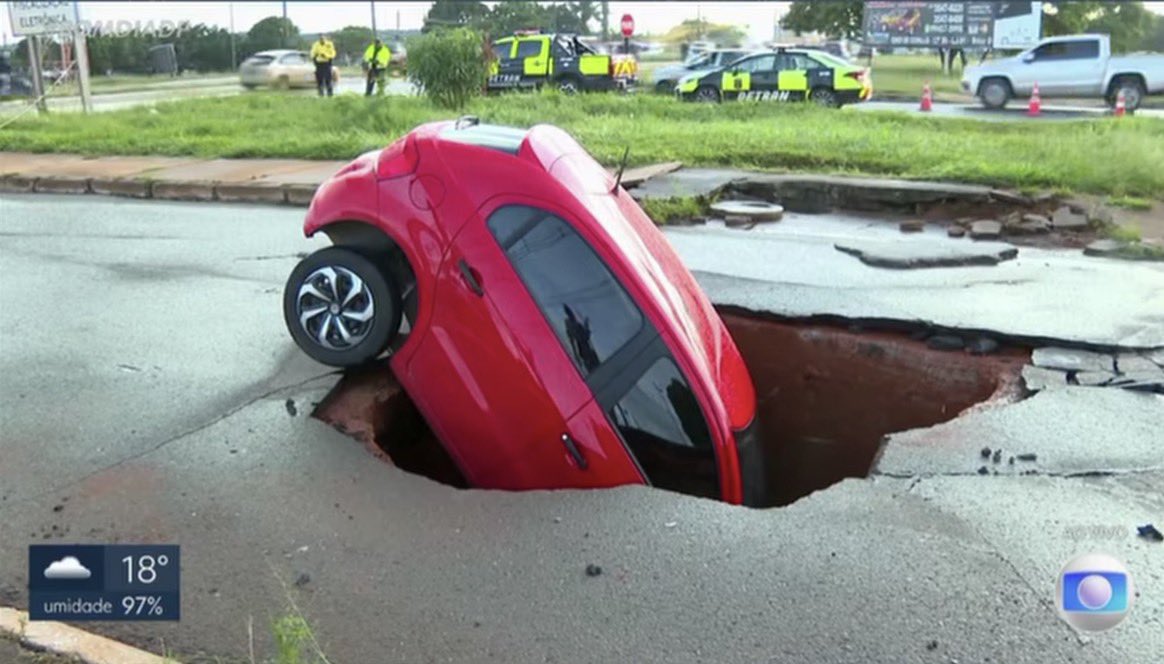 DF da Deprê tweet media