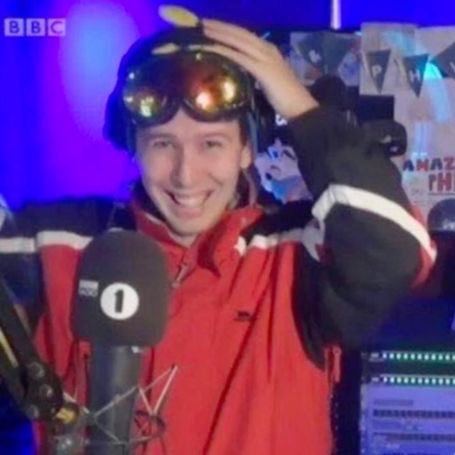 bo ✧.* 🫐 tweet media