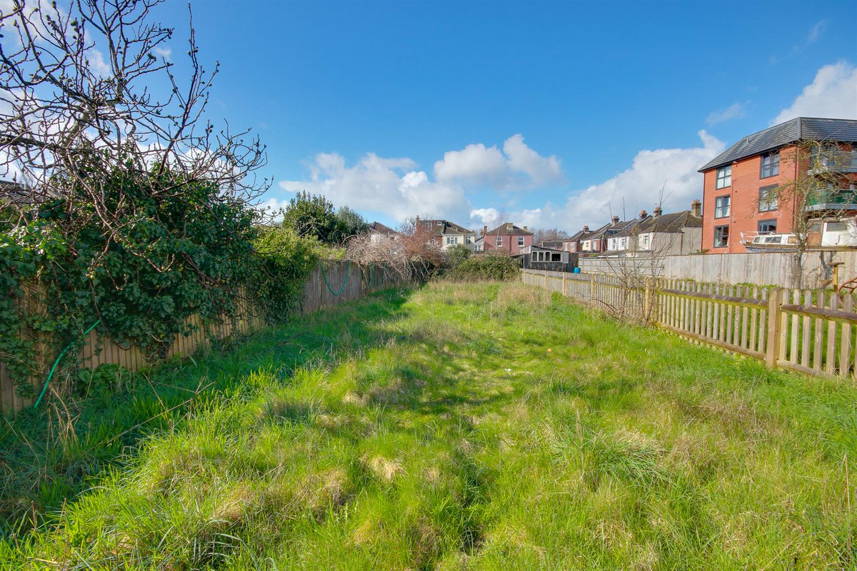 Field Palmer Estate Agents tweet media