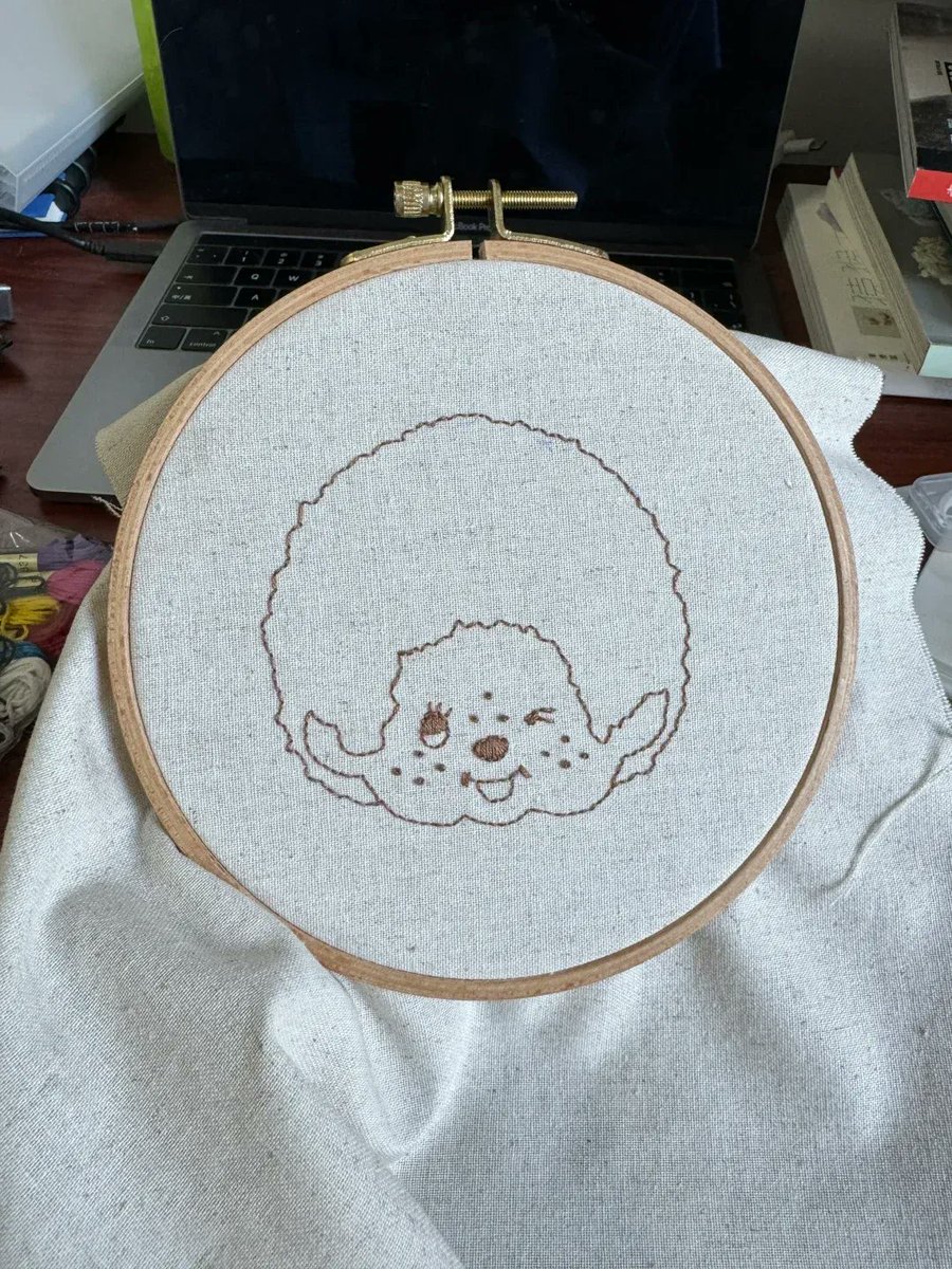 Adem.Menoini/Assistant tweet media