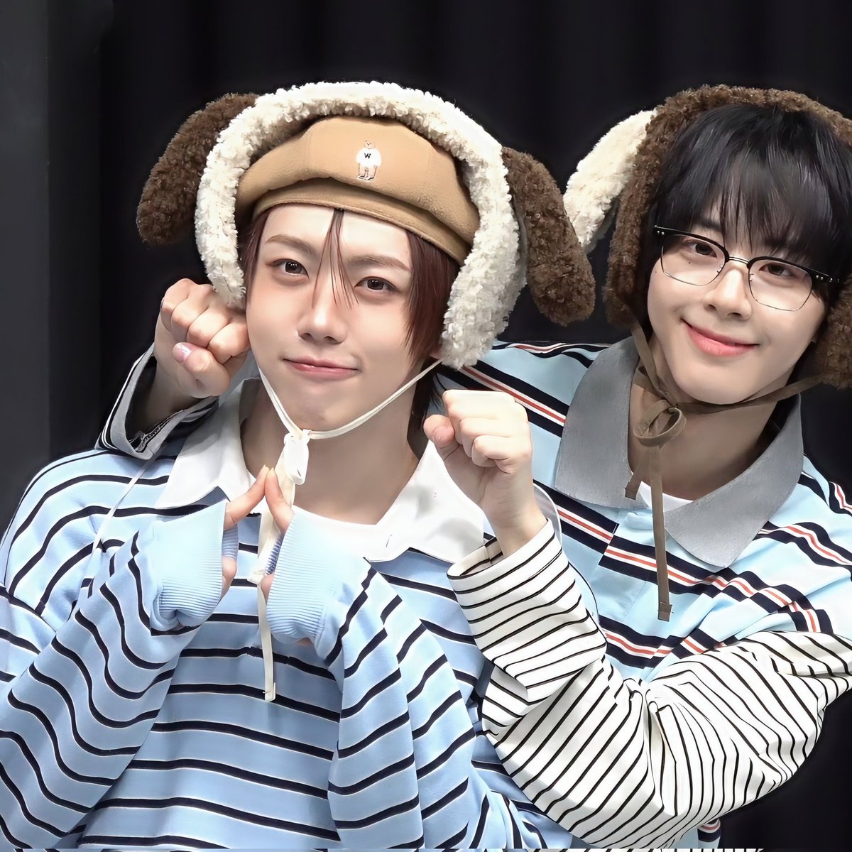 팤카 tweet media