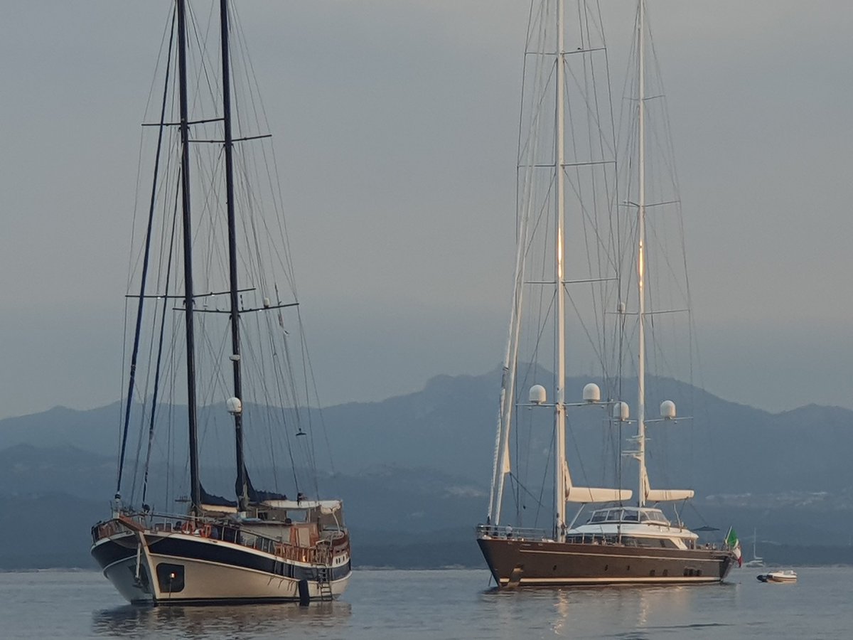 Adventure &amp; Lifestyle
From Amalfi to Sardinia, a gulet charter turns every day into a postcard. Sun, sea, and pure freedom. 🌊✨
#GuletCharterItaly #BoatLife #LuxuryTravel #Summer2026 #TravelInspo