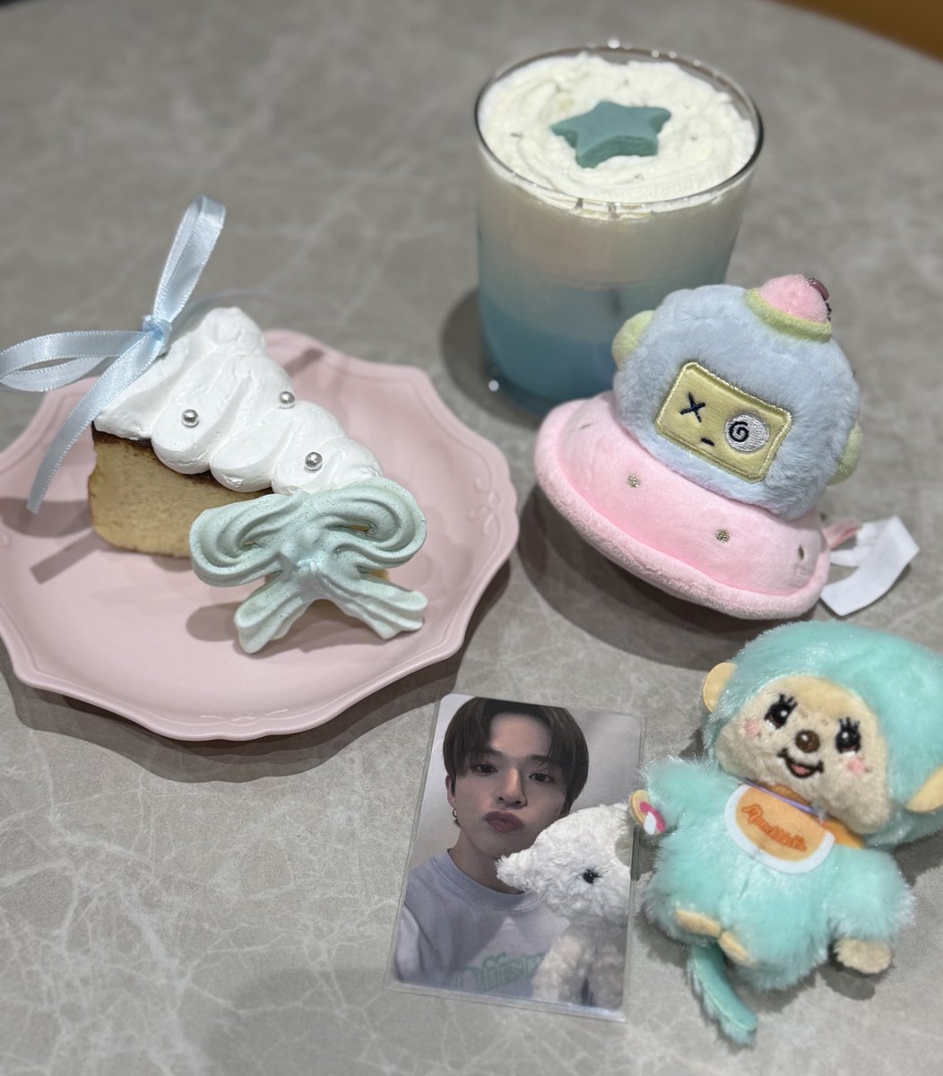sahi_moon_'s tweet photo. ご近所とぅめ㌠初合致
カフェで約3時間ほどぶっ通しで喋ってた
楽しすぎて滅って感じほんまにらぶ🕺🏻💕 https://t.co/BeHssFGLn0