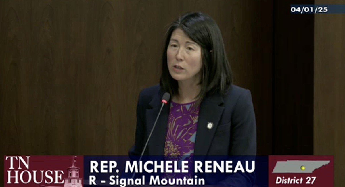MICHAELDOLLAR's tweet image. Tennessee Republican Rep #MAGAt Michele Reneau tried to justify #Slavery by citing scripture from the #BIBLE "There is no question that slavery was immoral, and you shouldn't need a Bible to know that!" @Justinjpearson  Board of Peace Moscow