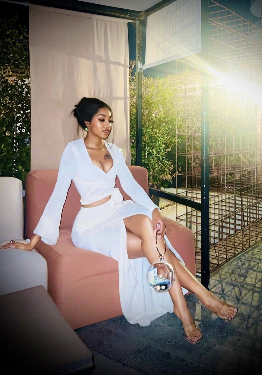 This win is for every little girl who was taught:
To dream, but quietly.
To speak, but gently.
To live, but within limits set for her.
For 9 weeks we have watched her stand fully in her truth, bold and unshaken, refusing to shrink herself to fit anyone’s comfort.

#BBMzansiS6