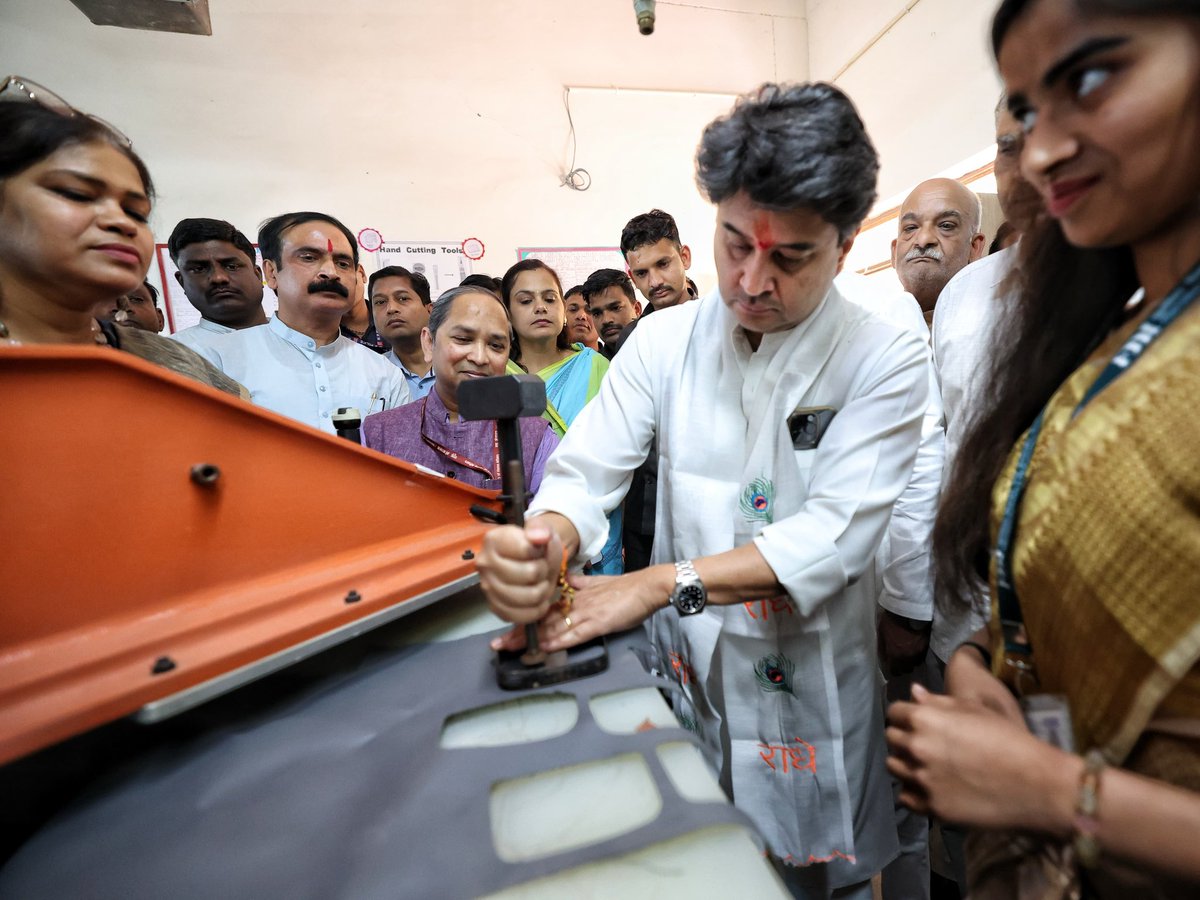 Jyotiraditya M. Scindia tweet media