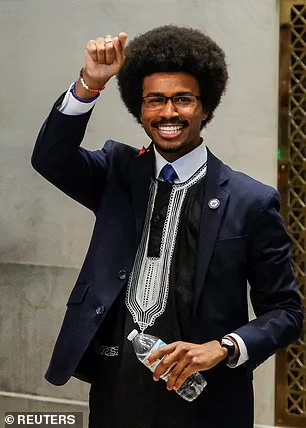 MICHAELDOLLAR's tweet image. Tennessee Republican Rep #MAGAt Michele Reneau tried to justify #Slavery by citing scripture from the #BIBLE "There is no question that slavery was immoral, and you shouldn't need a Bible to know that!" @Justinjpearson  Board of Peace Moscow