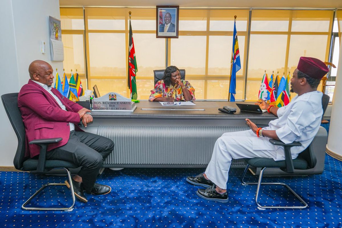Refigah_'s tweet photo. Paid a courtesy call to Hon. Beatrice Askul, CS for EAC/ASALs, with AU PPP Chair Amb. Dr. Young Piero. Invited her to be a key speaker at Africa Day Nairobi, 23–25 May—ministers, envoys, lawmakers &amp; diaspora gathering to mark Africa’s liberation. https://t.co/w0dOWfftkX