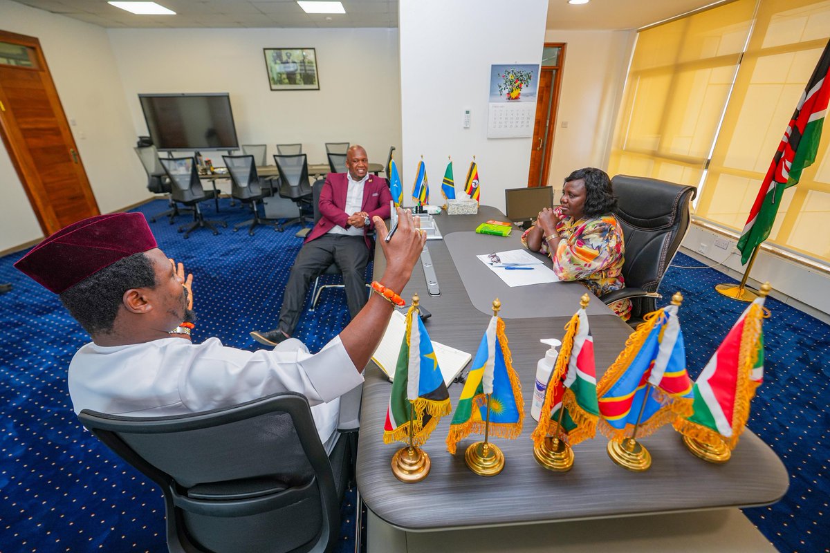 Refigah_'s tweet photo. Paid a courtesy call to Hon. Beatrice Askul, CS for EAC/ASALs, with AU PPP Chair Amb. Dr. Young Piero. Invited her to be a key speaker at Africa Day Nairobi, 23–25 May—ministers, envoys, lawmakers &amp; diaspora gathering to mark Africa’s liberation. https://t.co/w0dOWfftkX