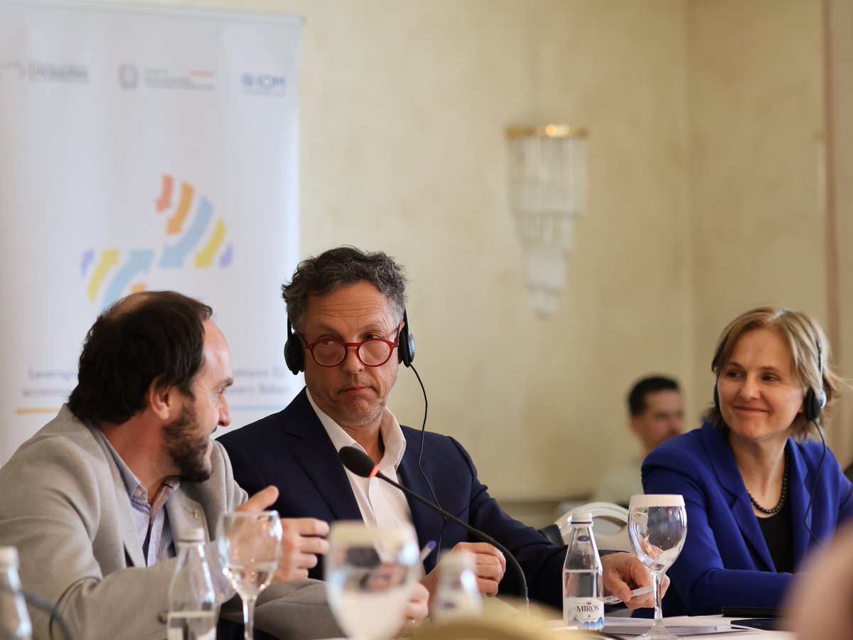 David_Womble's tweet photo. Last week with the @KosovoIOM team.

Great exchanges with colleagues and partners, including @UNMIKosovo, @Kosovo_Police &amp; @ItalyinKosovo, and a field visit to TRC Vranidoll.

Pleased to also see encouraging progress on diaspora engagement &amp; exchange with civil society @ngo_acdc. https://t.co/93RL3UIMF6