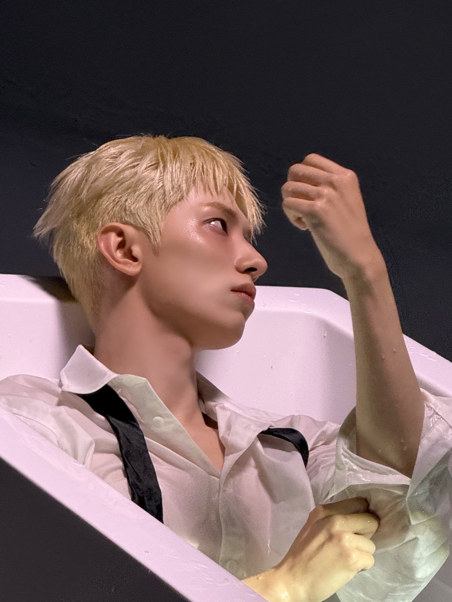 ALL(H)OURS tweet media