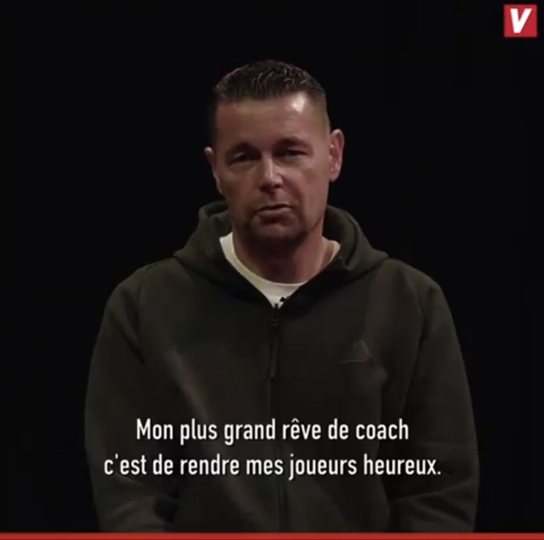 Citations Foot tweet media