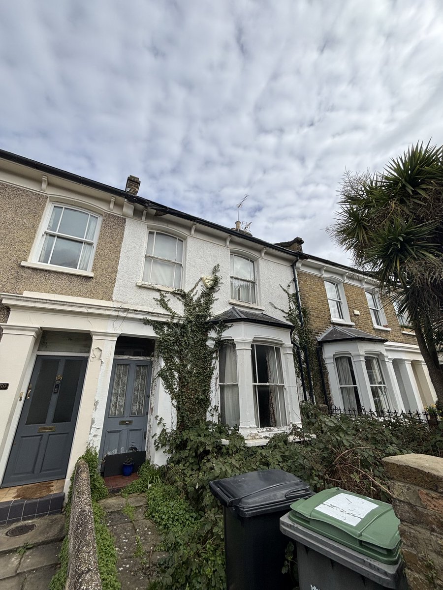 Oliver Lewis tweet media