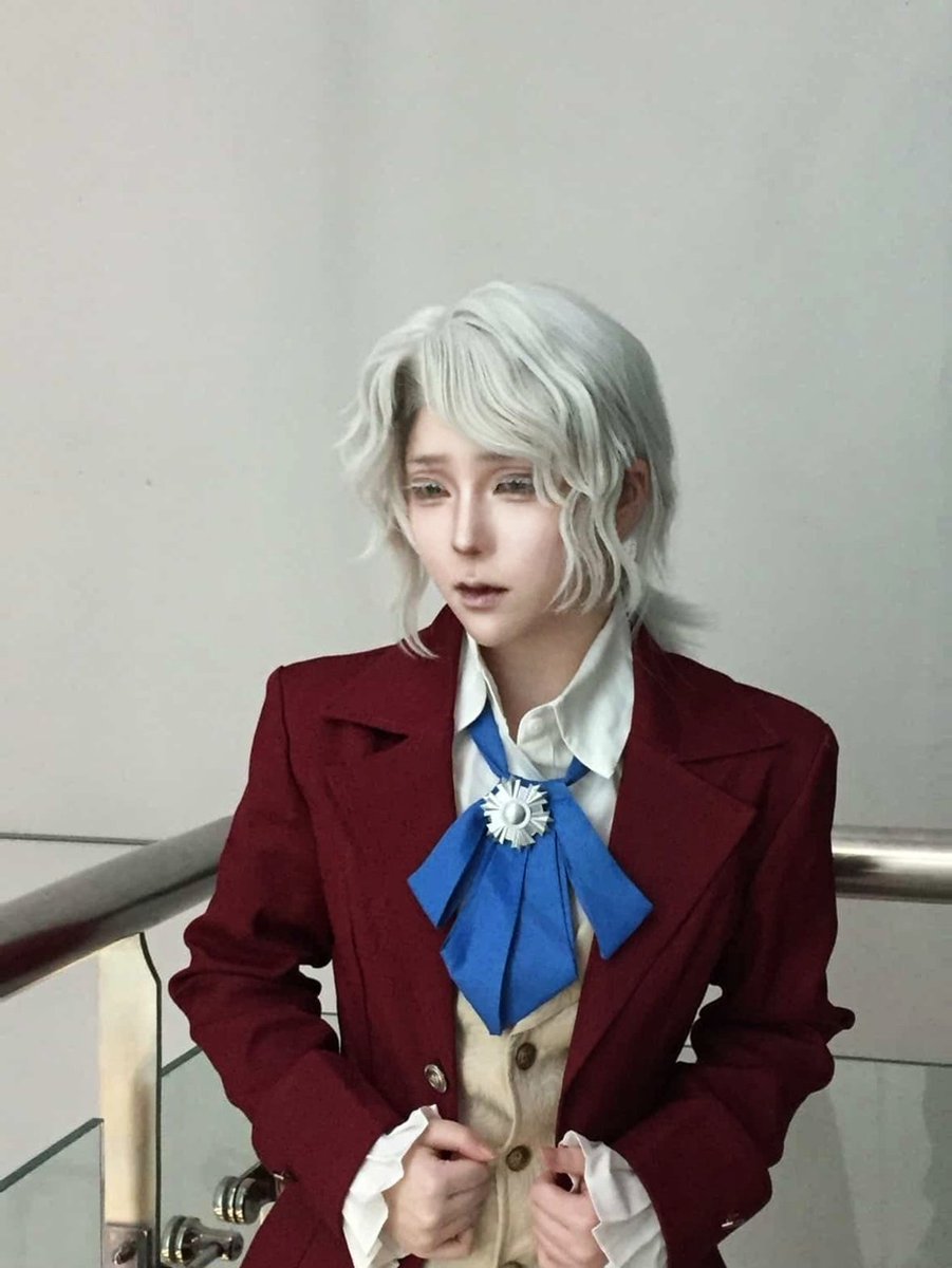 𝑅𝑜 tweet media