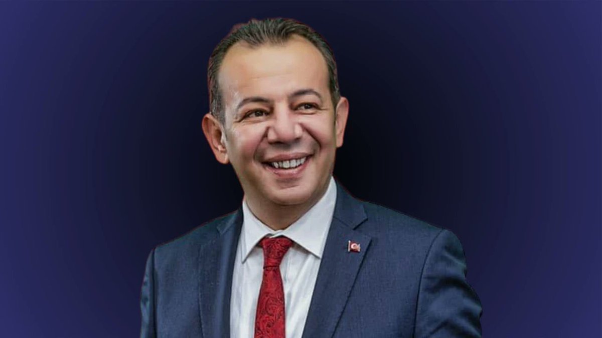 Haksızlığa uğrayarak özgürlüğü ve Milletin İradesi ile aldığı makamı elinden alınan Bolu'nun Vatansever, Atatürkçü evladı Tanju Özcan'ı unutmadık. Unutmayacağız.
#TanjuÖzcanYalnızDeğildir