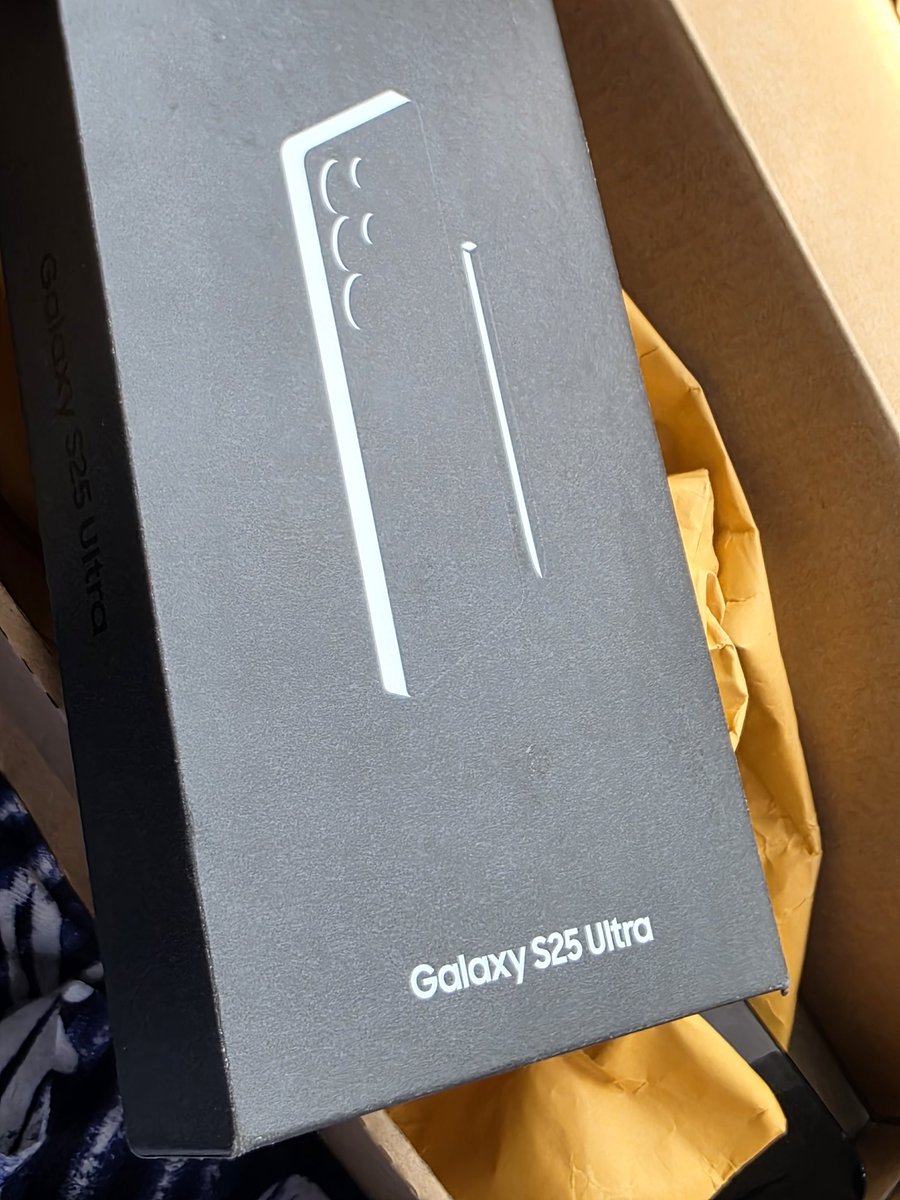 Man of Letters. tweet media