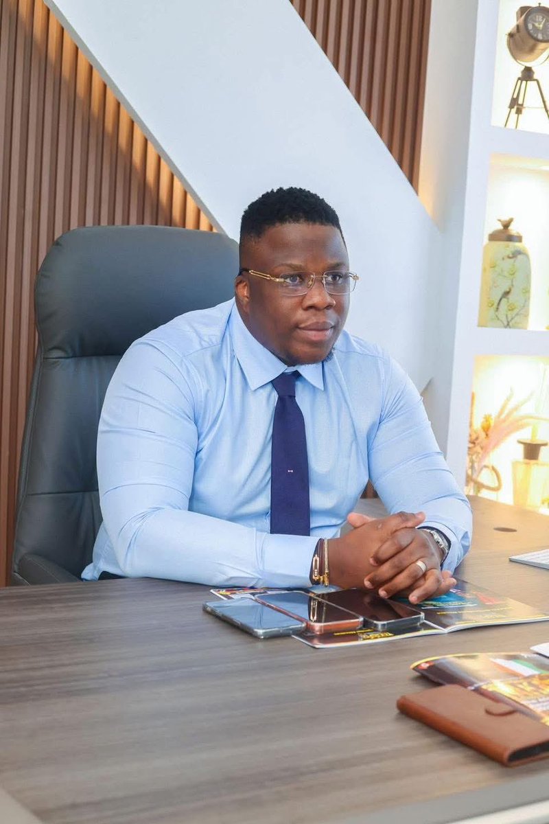 Le Media 100Filtre tweet media