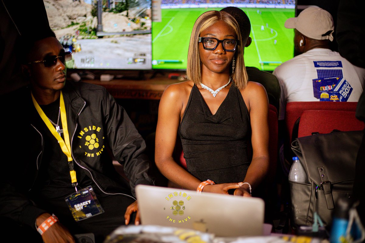 SNAZZYJAY. (🔺,♟️) tweet media