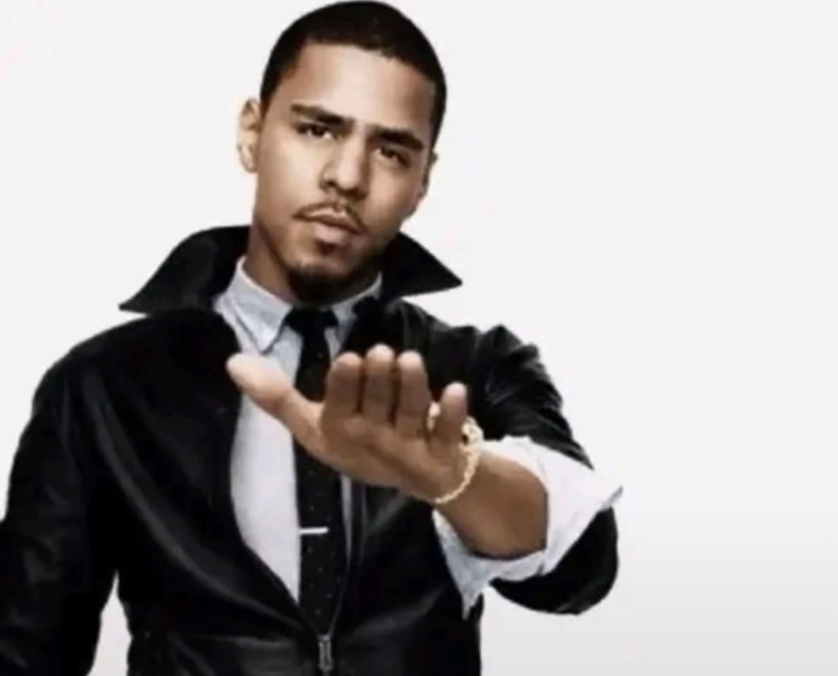 Cheddiham tweet media