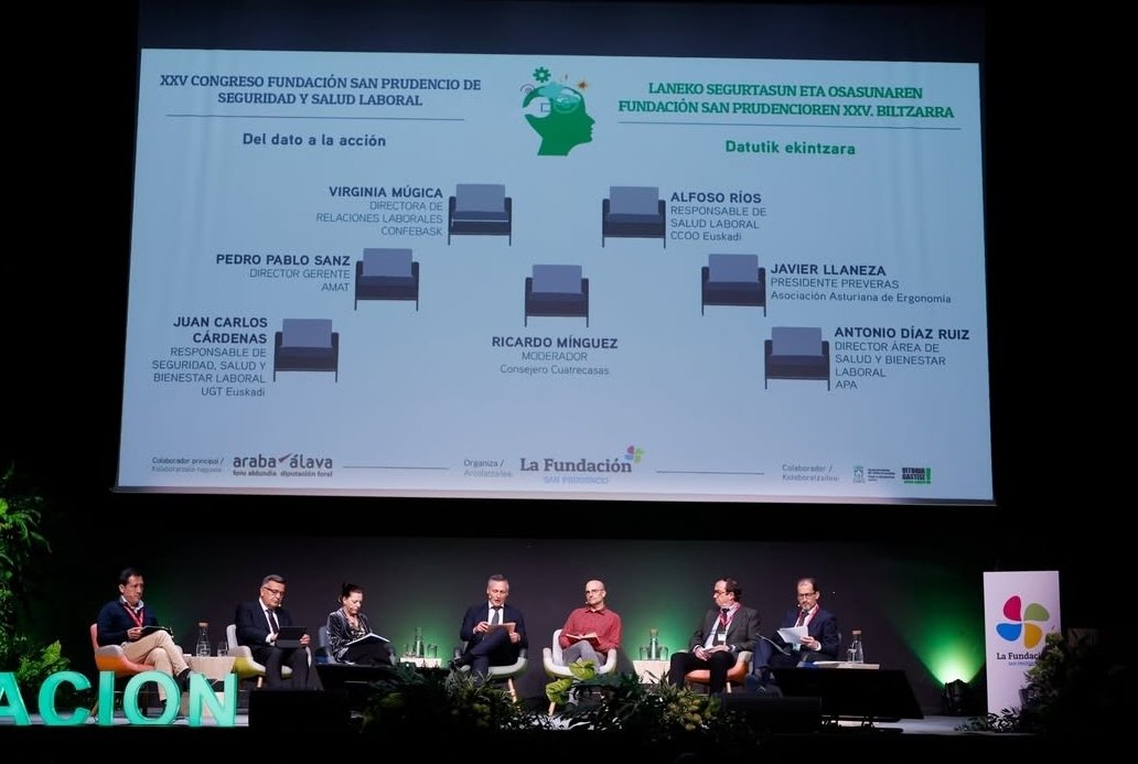 Alfonso Ríos tweet media