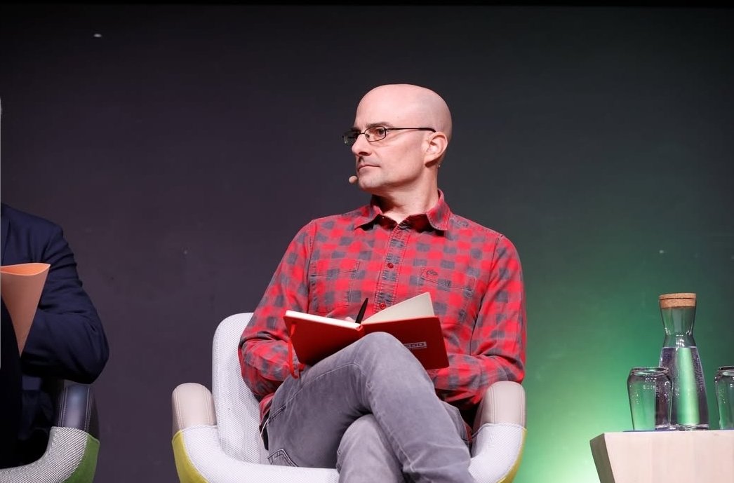 Alfonso Ríos tweet media