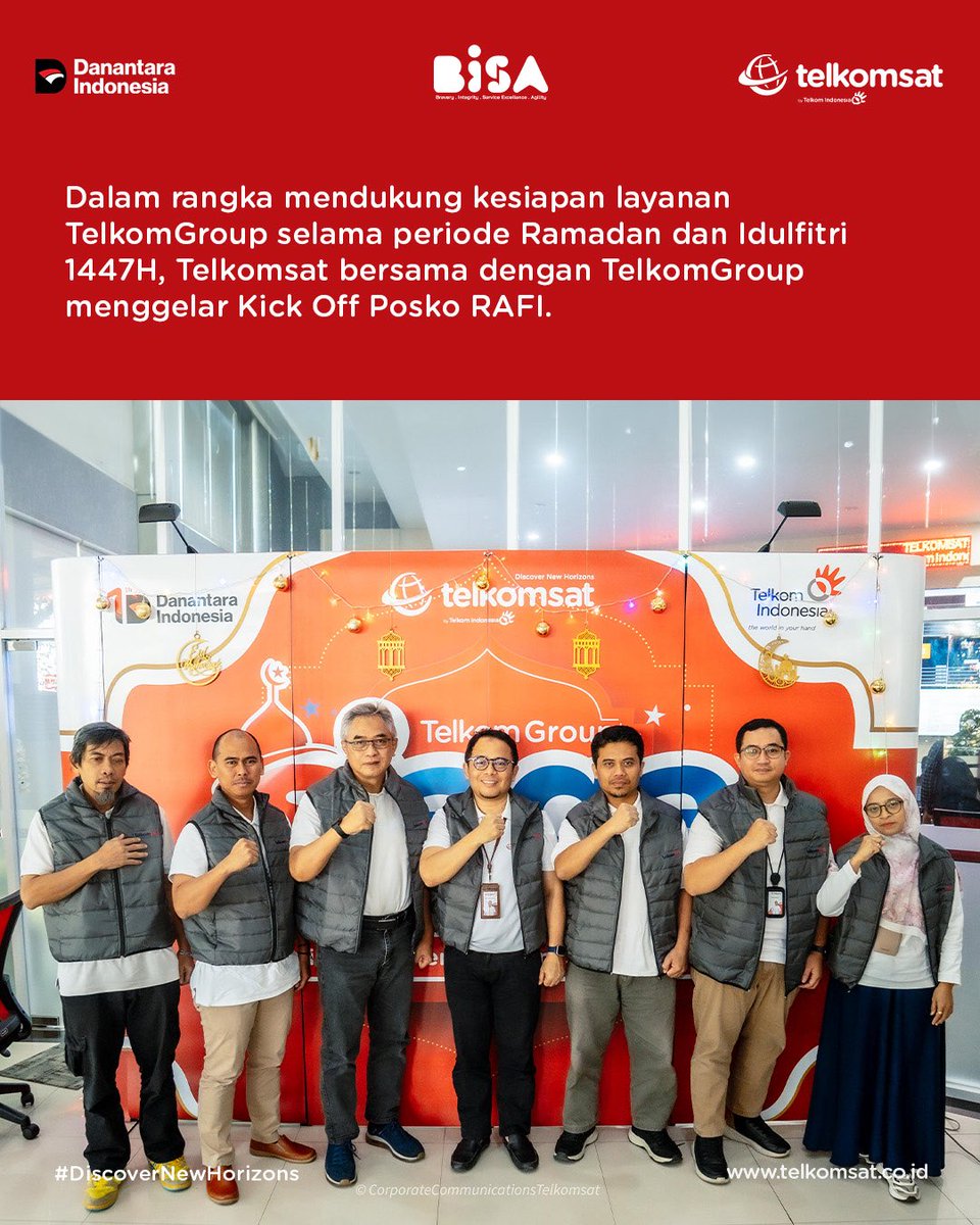 telkomsat's tweet photo. Dalam rangka mendukung kesiapan layanan TelkomGroup selama periode Ramadan dan Idulfitri 1447H, Telkomsat bersama dengan TelkomGroup menggelar Kick Off Posko RAFI. 

Kegiatan ini bertujuan untuk memastikan kesiapan operasional TelkomGroup dalam menghadapi peningkatan kebutuhan layanan telekomunikasi masyarakat, khususnya selama bulan Ramadan hingga puncak arus komunikasi pada momen Idulfitri.

Pada Posko RAFI 2026, Telkomsat menyiagakan 262 personel yang siaga selama 24 jam untuk melakukan monitoring layanan, penanganan gangguan, serta memastikan keandalan jaringan satelit tetap terjaga.

#DiscoverNewHorizons